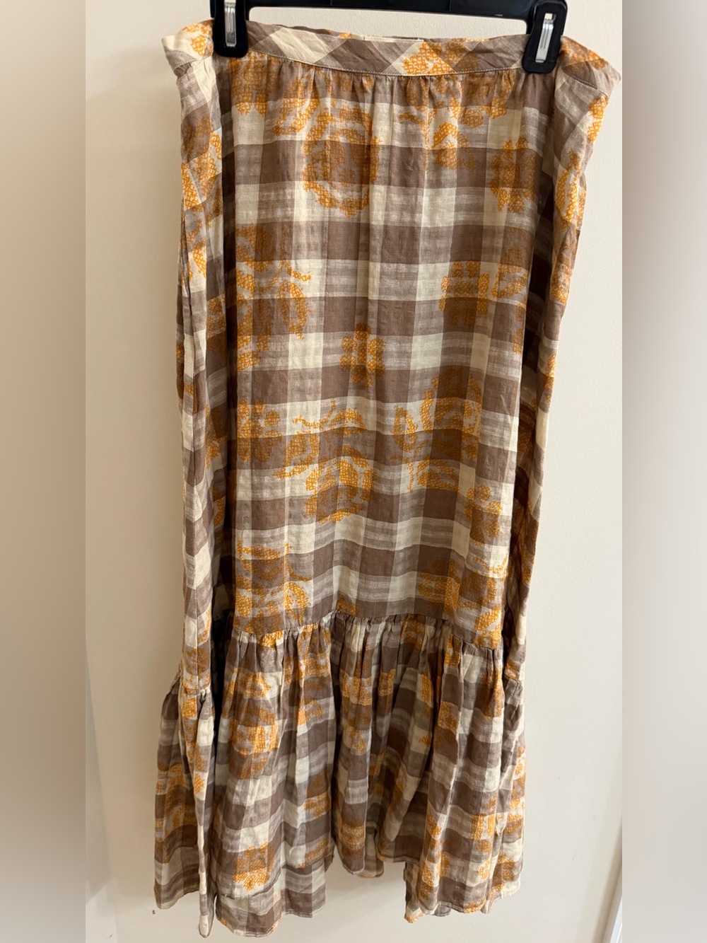Urban outfitter Women’s Brown & Cream Plaid Midi Skirt, size L